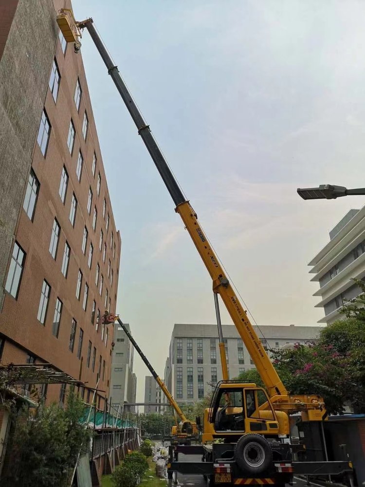 保定满城汽车吊出租哪家好，选择最靠谱的服务商指南