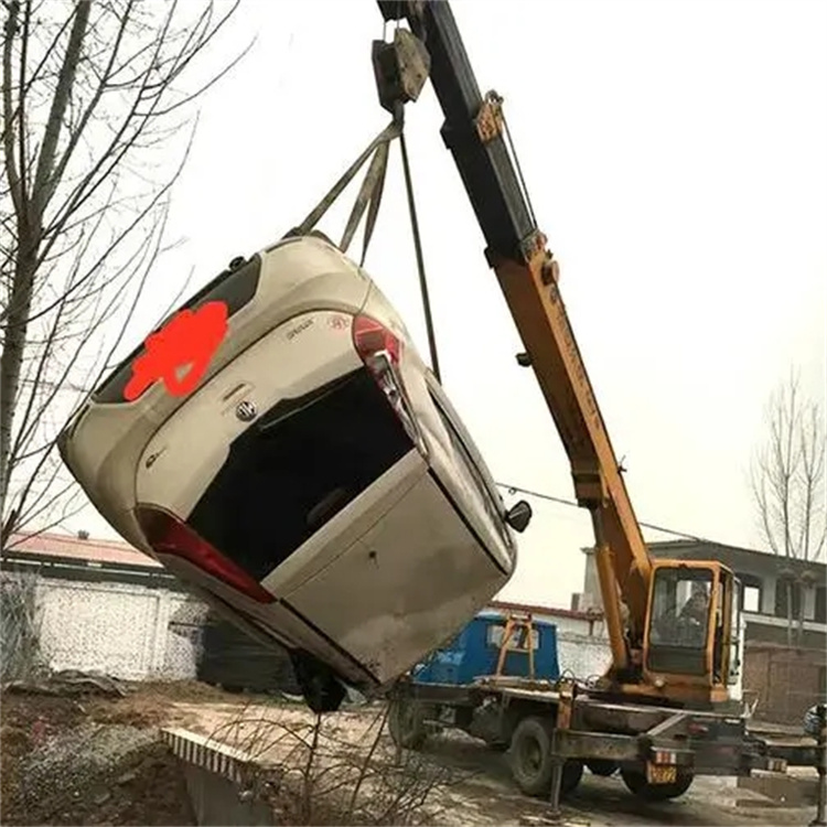 保定满城随时待命，吊车24小时道路救援服务全解析